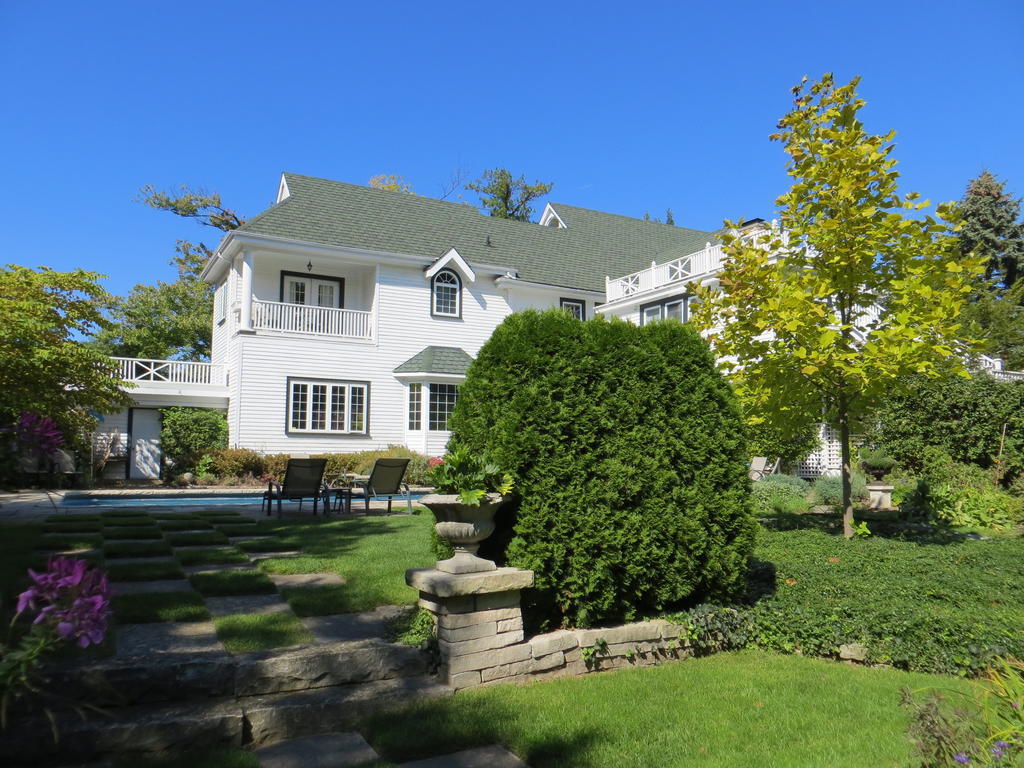 Lakewinds Country Manor Bed and Breakfast Niagara-on-the-Lake Exterior foto